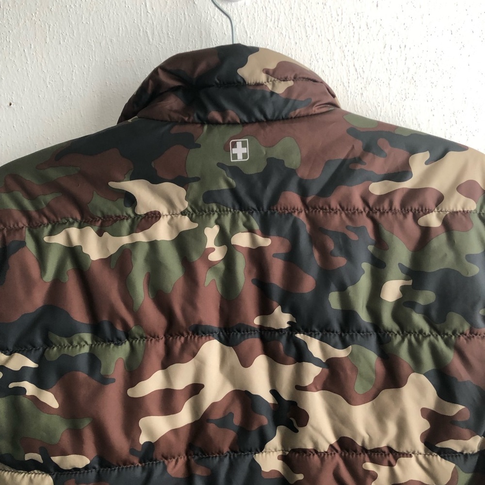 Swiss Tech Vest Puffer Camo Camouflage Wings Patch - Picture 11 of 11
